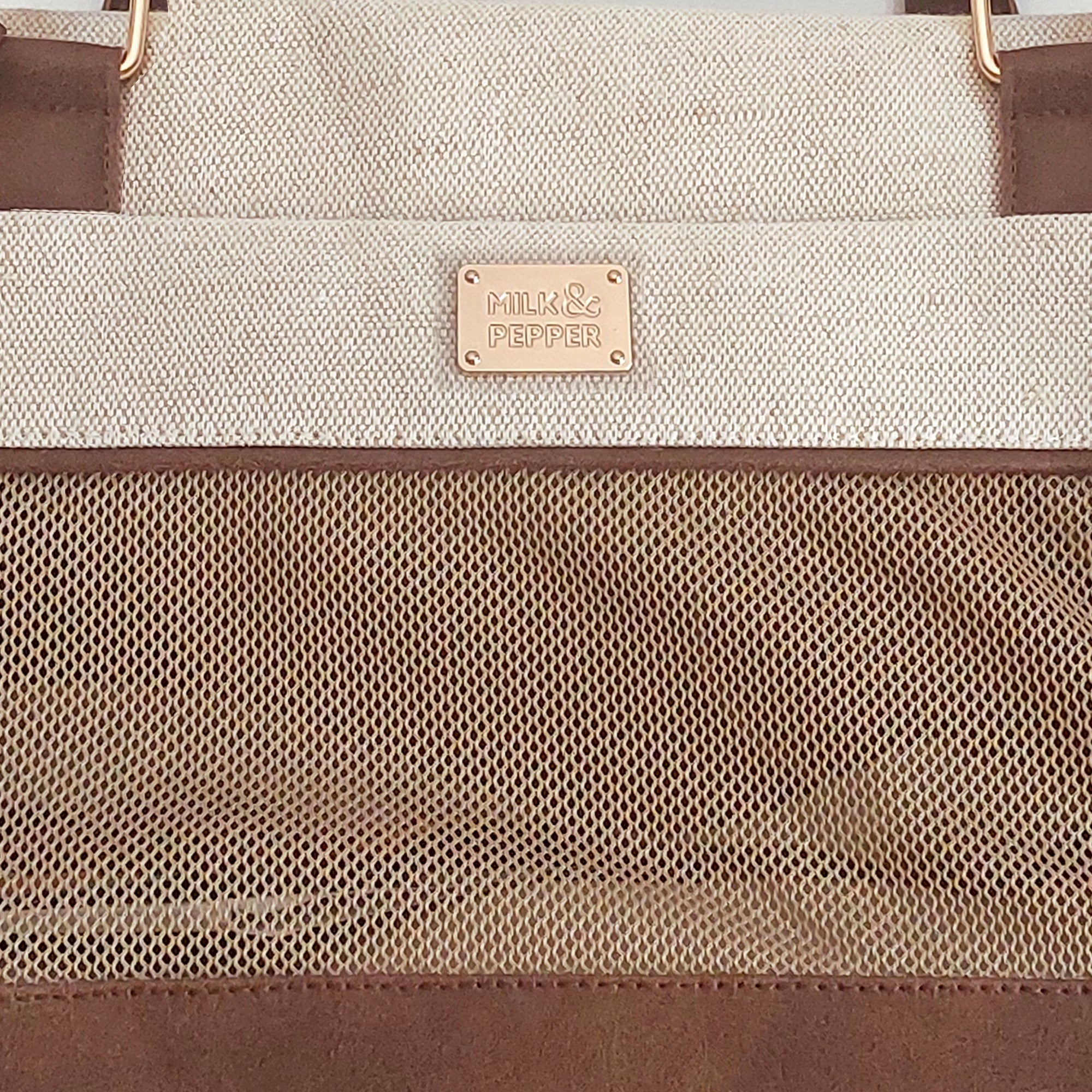 🐾 BORNEO Travel Bag – Travel in style ✈️